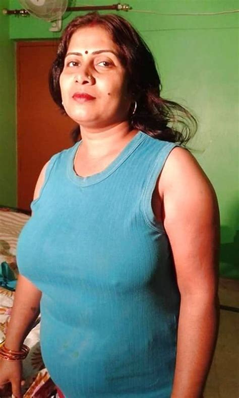 big boobs village aunty|Free Bhabhi Indian Big Boobs Porn Videos 